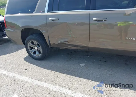 2016 Chevrolet Suburban Lt z USA, uszkodzony, nr VIN 1GNSKHKC2GR289761